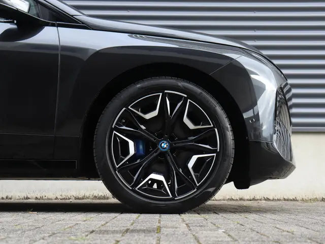 BMW iX xDrive40 2022 Elektrisch 6