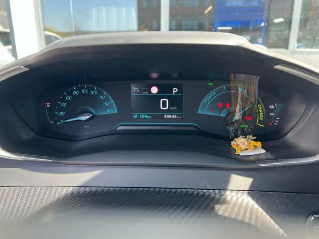 Peugeot e-2008 EV Allure 50 kWh 2022 Elektrisch 14