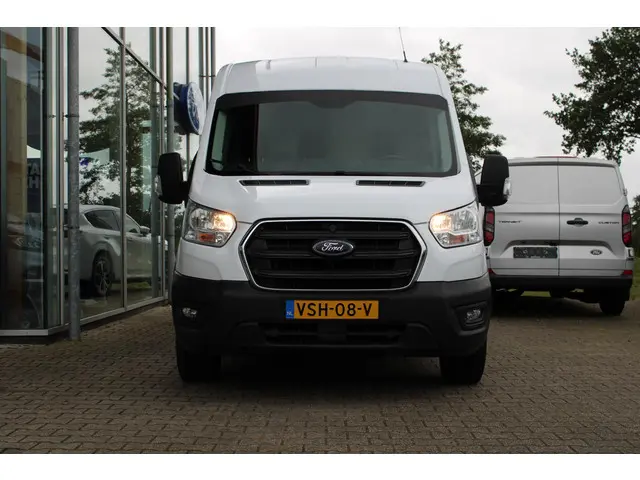 Ford Transit 2