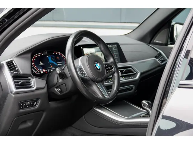 BMW X5 xDrive45e High Executive 2021 Hybride Benzine 7