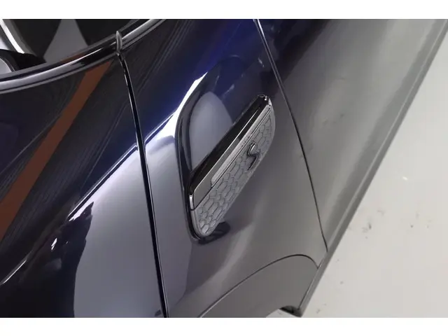 MINI Electric Mini Classic Blackline 2022 Elektrisch 14