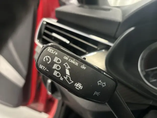 Škoda Kamiq 1.0 Tsi 110pk DSG Monte Carlo 2024 Benzine 11