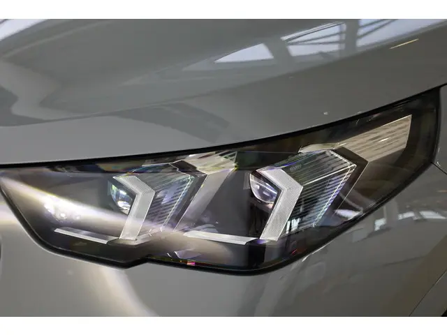 BMW iX2 eDrive20 2025 Elektrisch 29