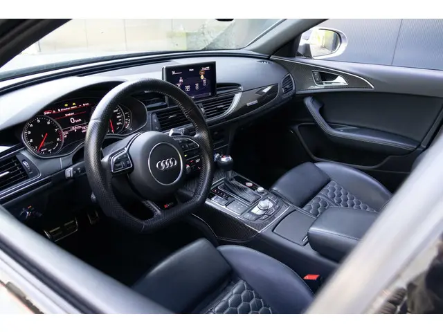 Audi RS6 Avant 4.0 TFSI RS 6 quattro 2015 Benzine 11