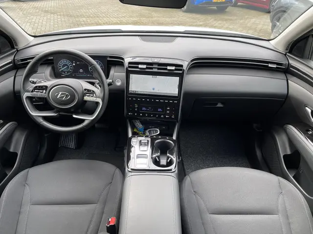 Hyundai Tucson 1.6 T-GDI MHEV Comfort Smart 2023 Benzine 12