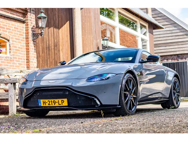 Aston Martin V8 Vantage 4.0 2018 Benzine 94