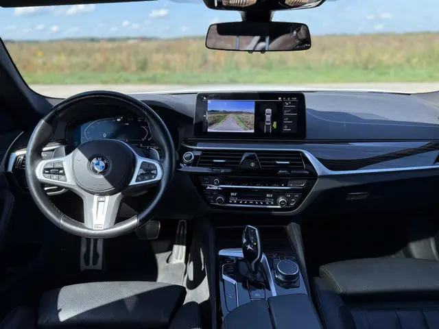 BMW 5 Serie 530d M-Sport 2023 Diesel 16