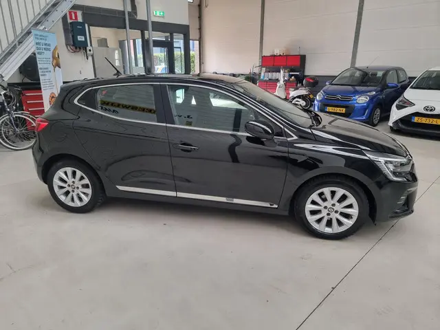 Renault Clio 1.0 TCe Intens 2021 Benzine 12