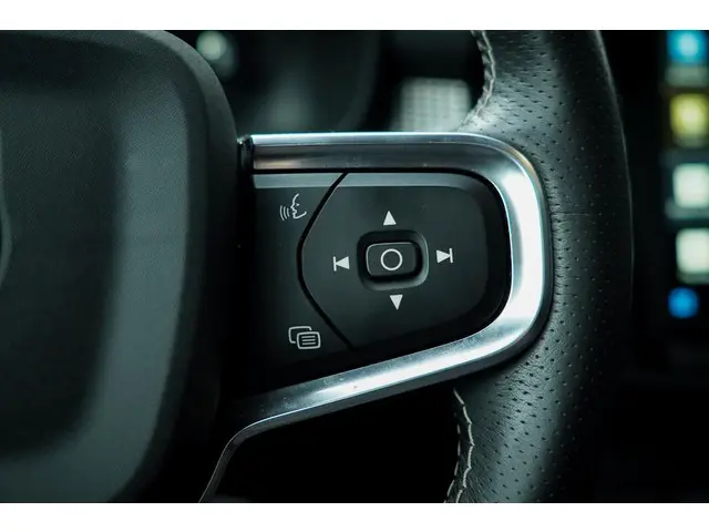 Volvo XC40 Recharge P8 AWD R-Design 2020 Elektrisch 43