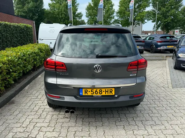 Volkswagen Tiguan 1.4 TSI Sport&Style 2015 Benzine 11