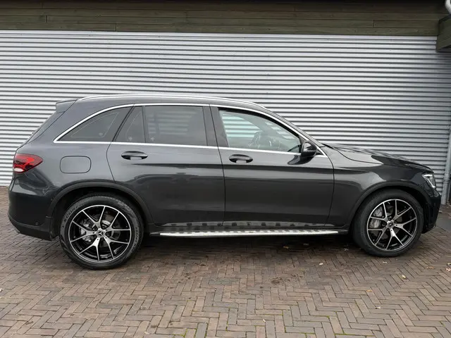 Mercedes-Benz GLC 300 4MATIC Advantage 2020 Benzine 6