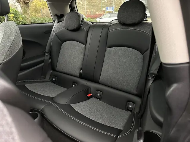 MINI Electric Mini MINI Yours 33 kWh 2021 Elektrisch 11