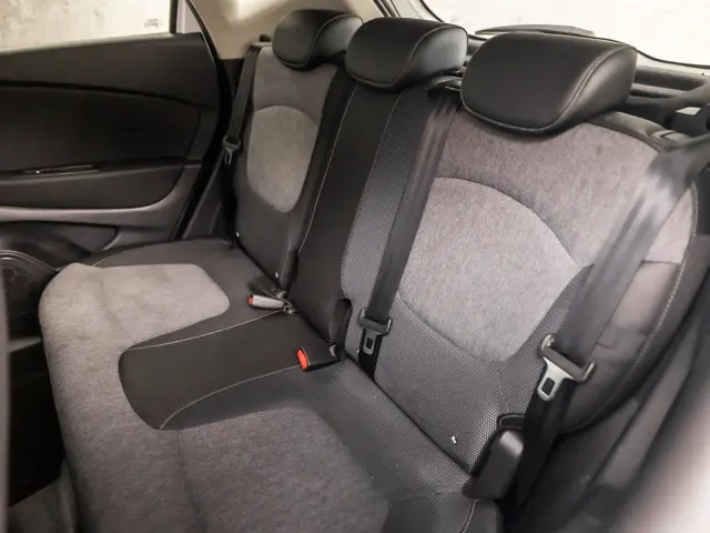 Renault Captur 0.9 TCe Intens Sport 2019 Benzine 14