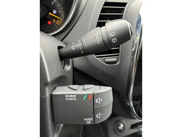 Renault Captur 0.9 TCe Dynamique 2016 Benzine 31