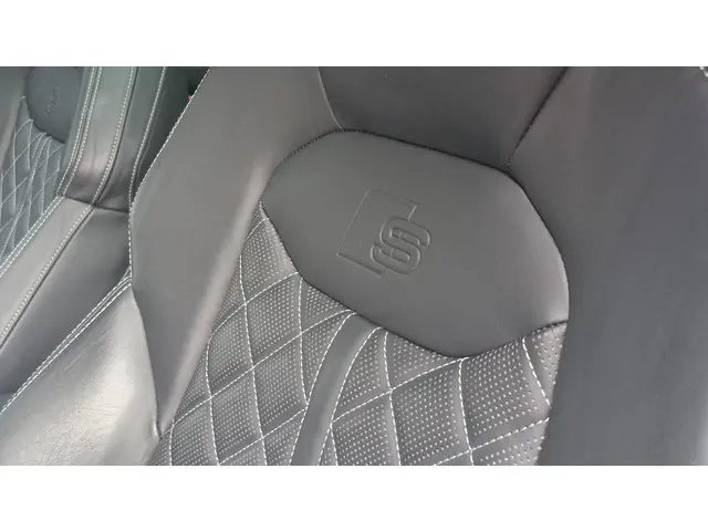 Audi SQ8 4.0 TFSI SQ8 quattro 2022 Benzine 17