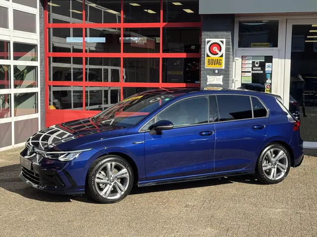 Volkswagen Golf 1.5 eTSI R-Line 2023 Benzine 6