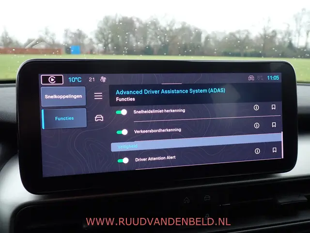 Jeep Avenger Altitude 54kWh 2024 Elektrisch 36