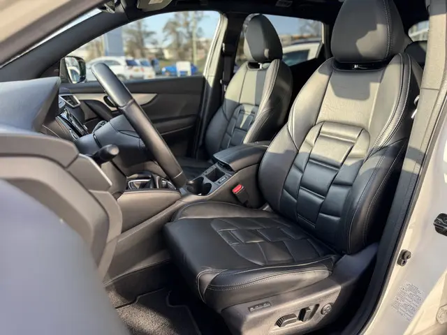 Nissan QASHQAI 1.3 DIG-T Tekna + 2019 Benzine 19