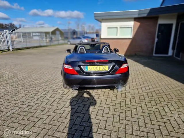Mercedes-Benz SLK 200 2012 Benzine 9