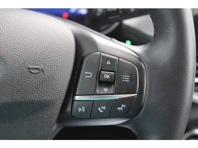 Ford Kuga 2.5 PHEV Titanium 2021 Hybride Benzine 13