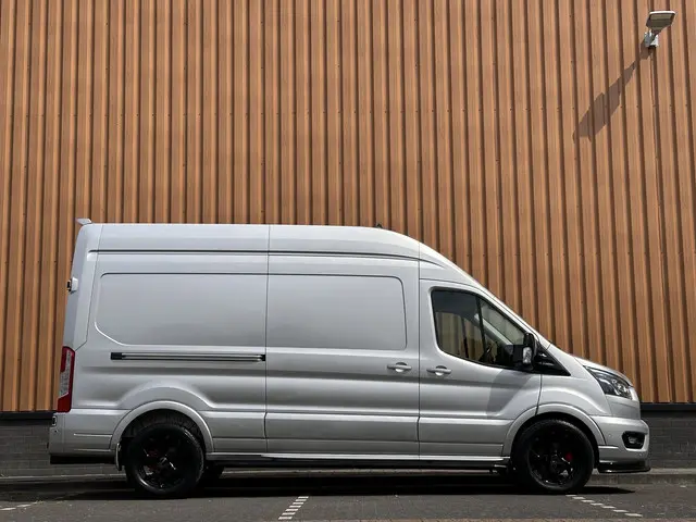 Ford Transit 350 2.0 TDCI L3H2 Limited 2020 Diesel 4
