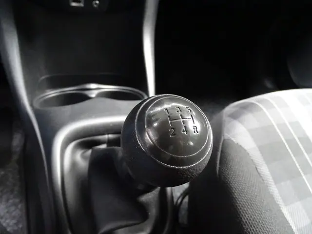 Peugeot 108 1.0 e-VTi Active 2018 Benzine 16