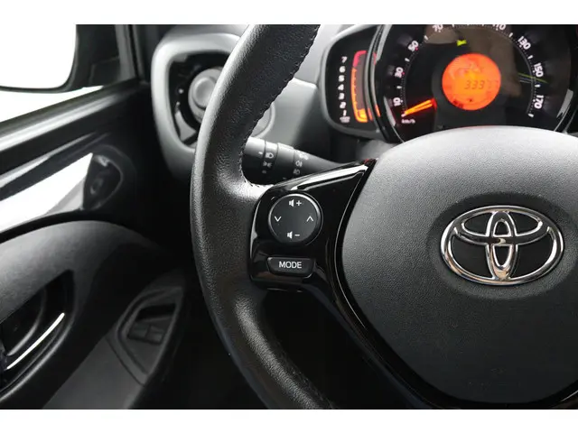 Toyota Aygo 1.0 VVT-i x-joy 2020 Benzine 19