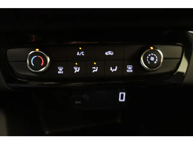 Opel Corsa 1.2 Turbo 100pk GS 2024 Benzine 23