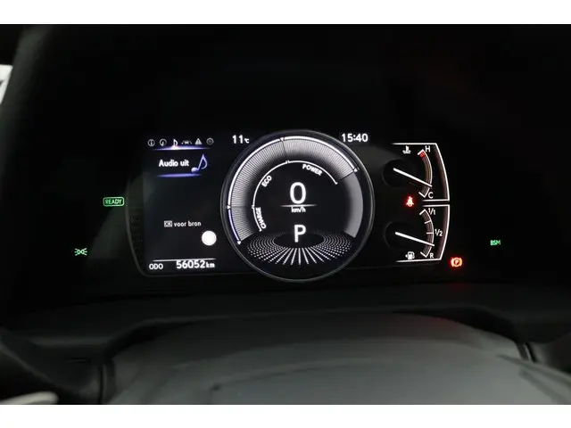 Lexus ES 300h Preference Line 2021 Hybride Benzine 6