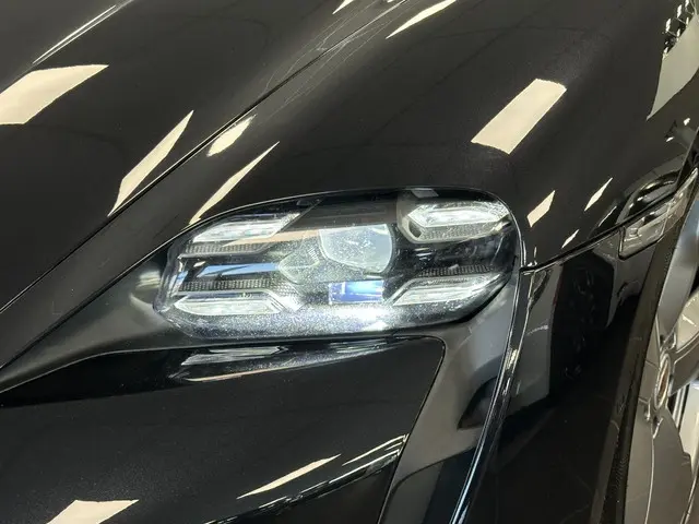 Porsche Taycan 4S Performance 84 kWh 2020 Elektrisch 59