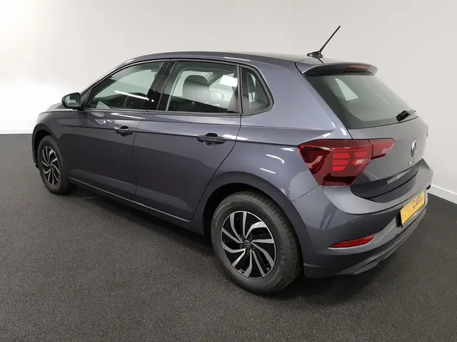 Volkswagen Polo 1.0 TSI Life 2022 Benzine 26
