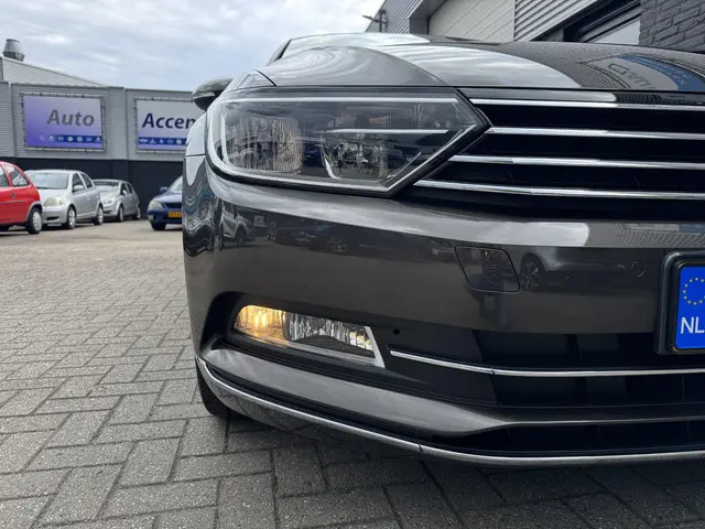 Volkswagen Passat 1.4 TSI ACT Highline 2017 Benzine 20