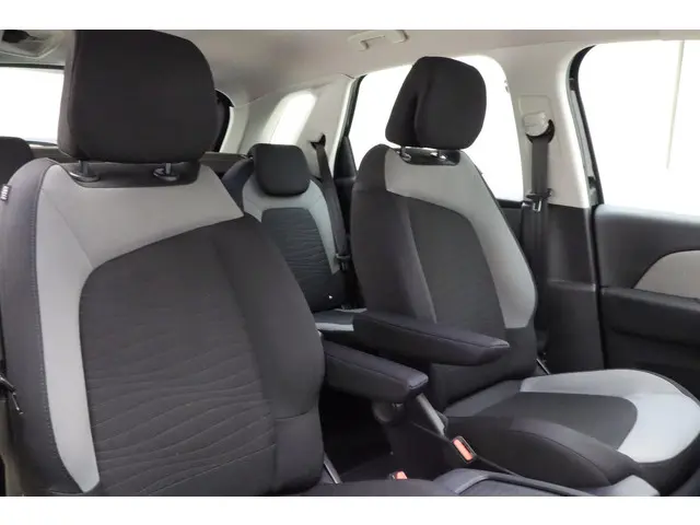 Citroën C4 Picasso 1.6 e-THP Intensive 2015 Benzine 10