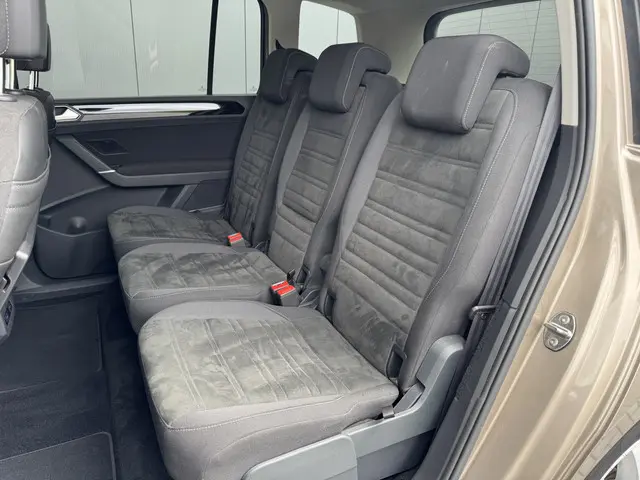 Volkswagen Touran 1.4 TSI Highline 2016 Benzine 5