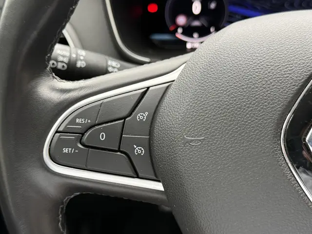 Renault Mégane Estate 1.3 TCe 140 Techno 2024 Benzine 23