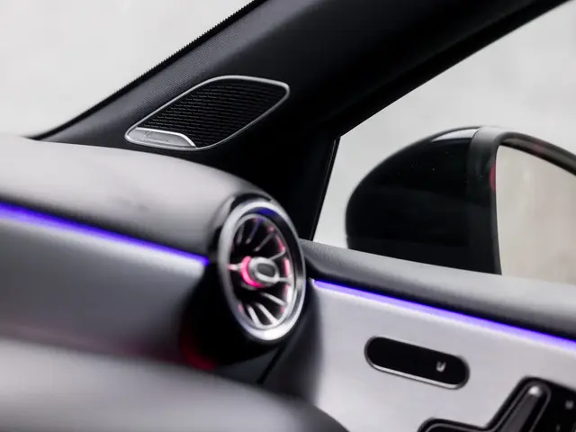 Mercedes-Benz A-Klasse 220 4MATIC AMG 2019 Benzine 11