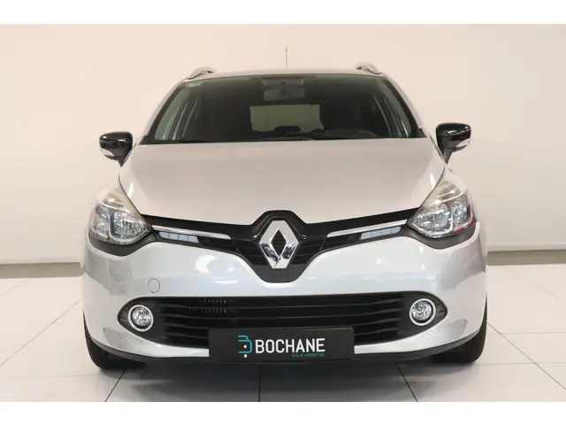 Renault Clio Estate 0.9 TCe Limited 2016 Benzine 17