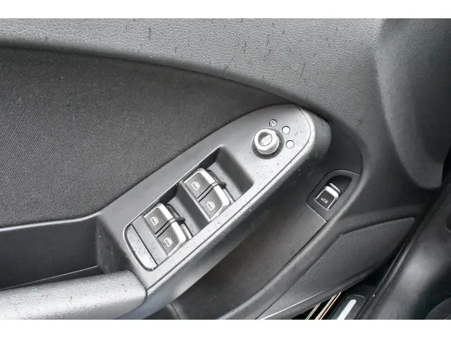 Audi A4 Avant 1.8 TFSI Pro Line S 2014 Benzine 28