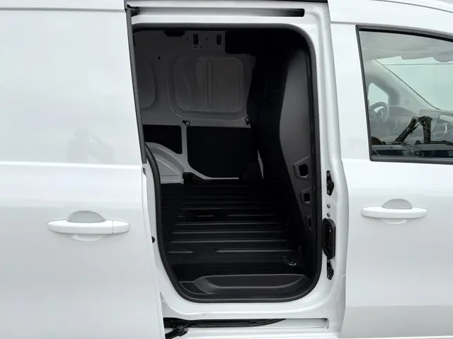 Mercedes-Benz eCitan 112 Pro 2023 Elektrisch 11