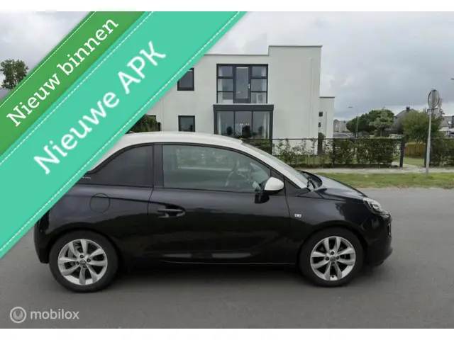 Opel ADAM 1.2 2015 Benzine 2