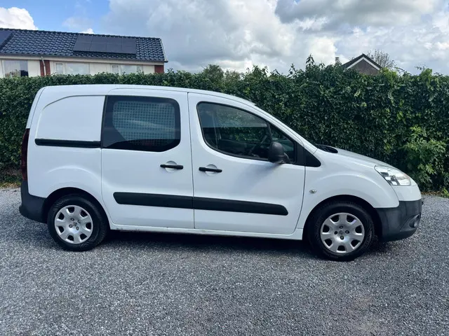 Peugeot Partner 122 1.6 HDI L1 XT Profit + 2015 Diesel 2