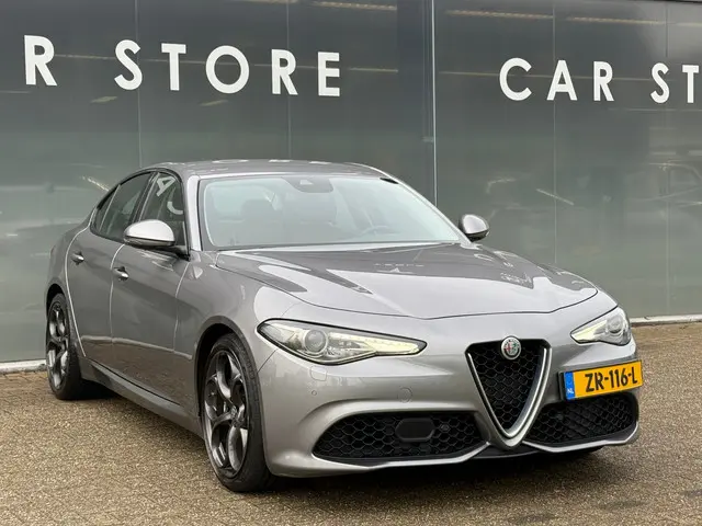 Alfa Romeo Giulia 2.0T Super 200PK 2019 Benzine 4