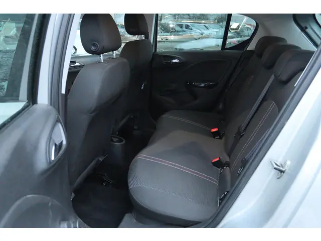 Opel Corsa 1.4 BLACK EDITION 2018 Benzine 13