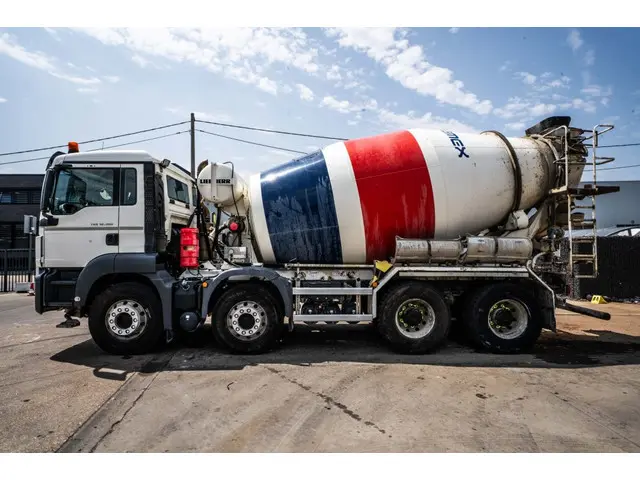 MAN TGS 32 360 BB+ LIEBHERR 9m3 2016 Diesel 7