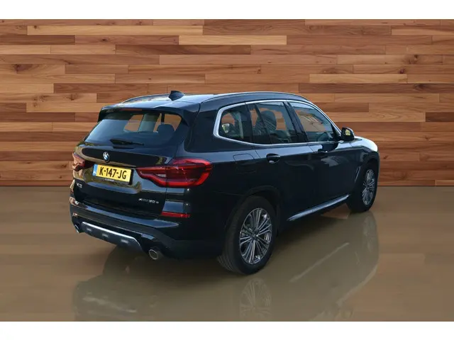 BMW X3 xDrive30e eDrive Edition 2021 Hybride Benzine 5