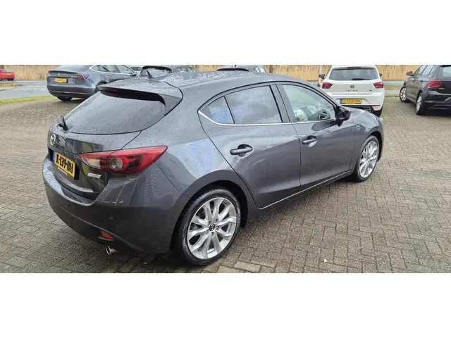Mazda 3 2.0 TS 2015 Benzine 8