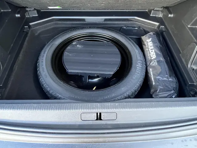 Peugeot 3008 1.6 PureTech GT Line 2020 Benzine 31