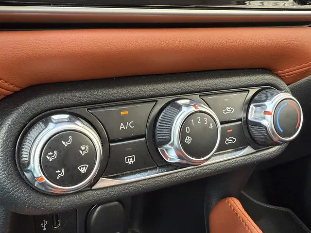 Nissan Micra 0.9 IG-T Acenta 2018 Benzine 13
