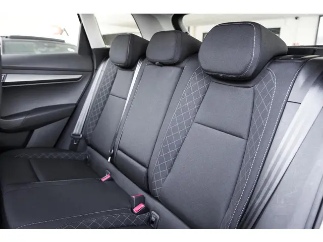 Škoda Karoq 1.5 TSI ACT Style 2021 Benzine 11