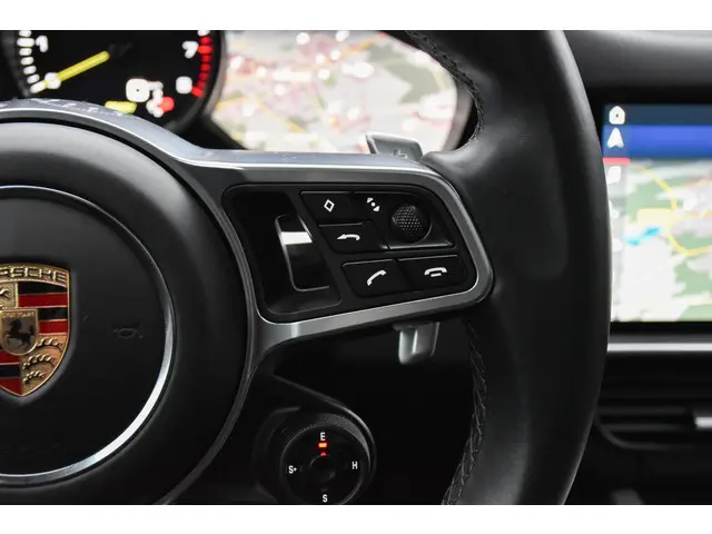 Porsche Cayenne Coupé 3.0 E-Hybrid 2020 Hybride Benzine 31